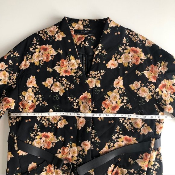 Zara Women’s Oversized Black Floral Kimono Jacket - Picture 12 of 16